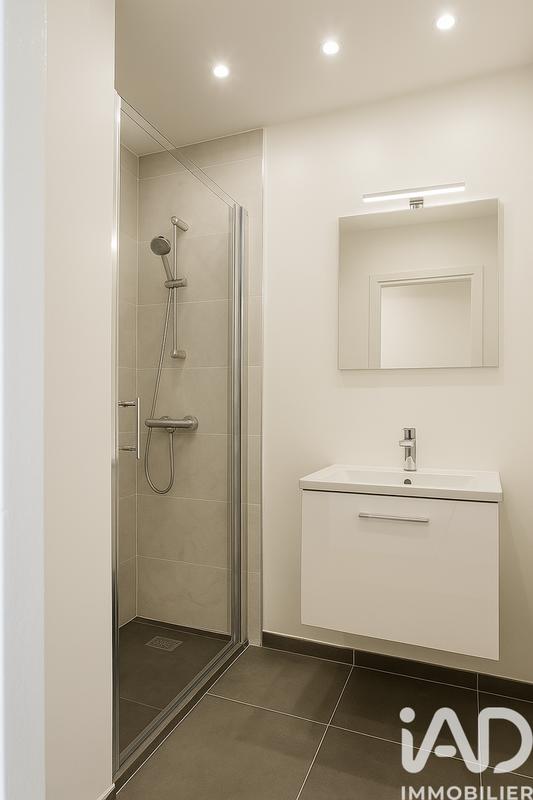 Studio - 11 m² - 1 pièce