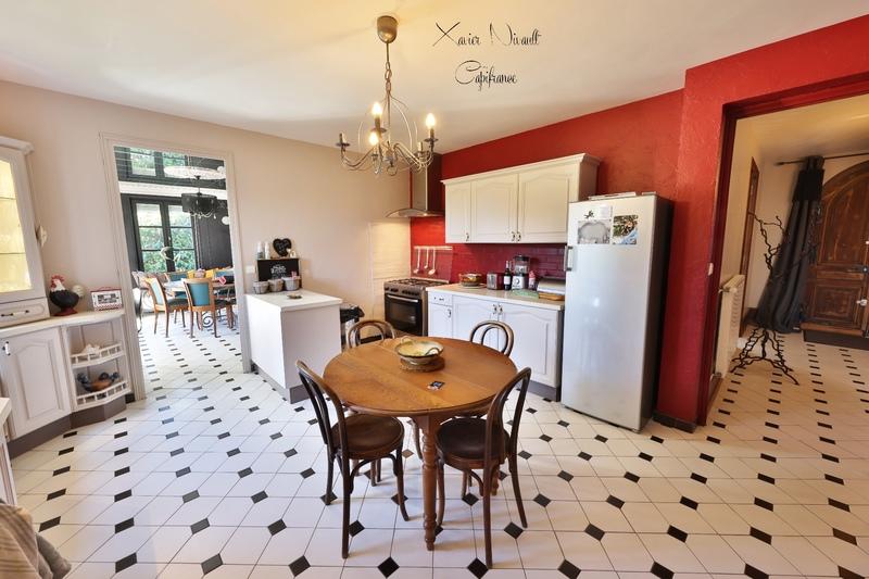 Maison - 180 m² - 6 pièces