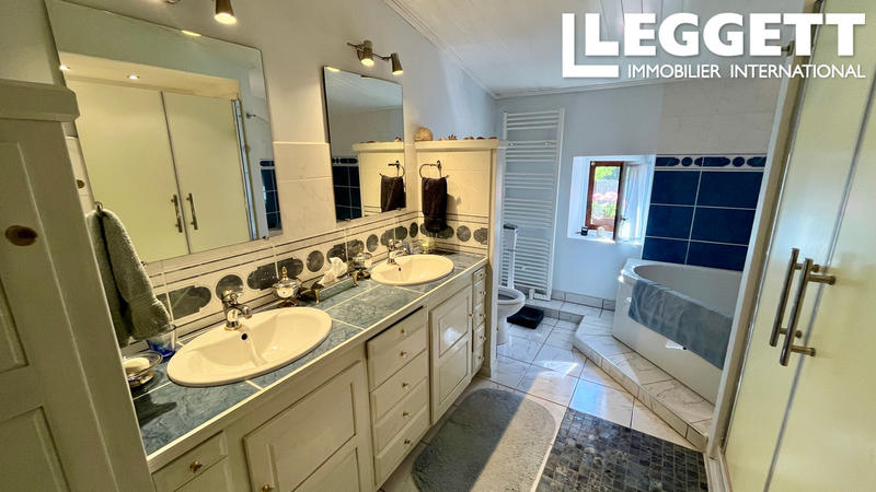 Maison de campagne - 265 m² - 8 pièces