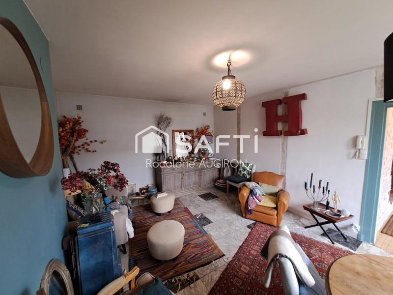 Maison - 90 m² - 4 pièces