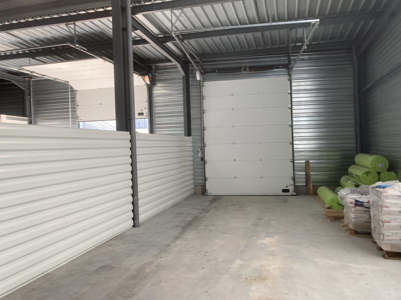 Entrepôt - 327 m²