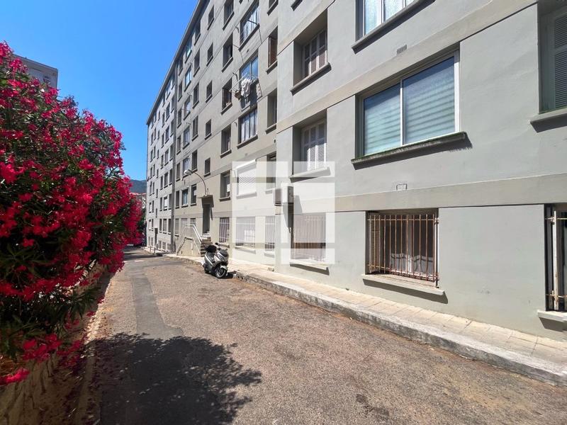 Appartement - 44 m² - 2 pièces