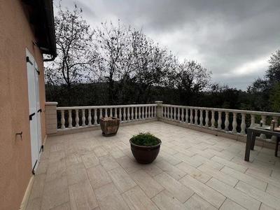 Maison - 145 m² - 5 pièces