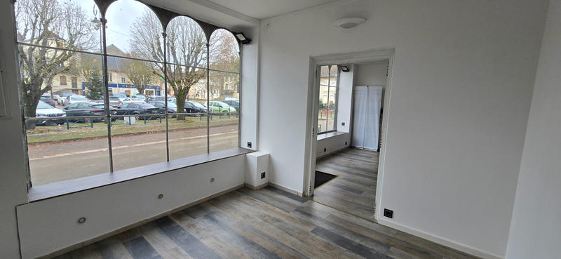 Maison - 227 m² - 10 pièces