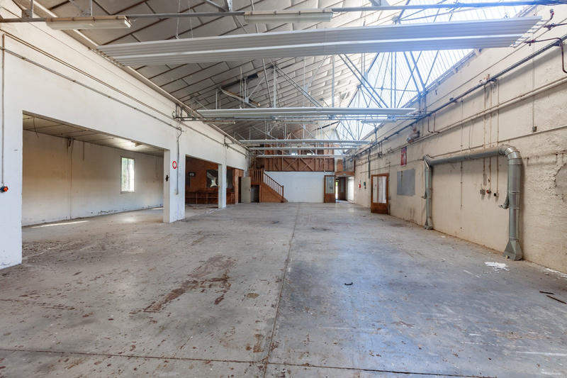 Immeuble - 3 863 m²