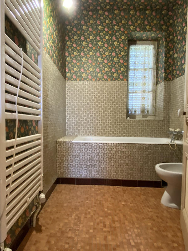 Maison - 200 m² - 7 pièces