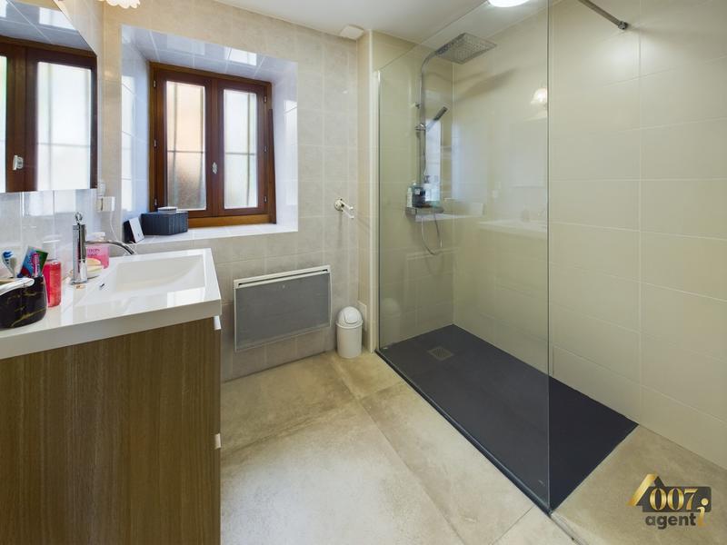 Maison - 114 m² - 5 pièces