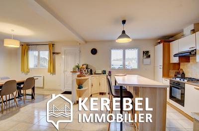 Maison - 75 m² - 5 pièces