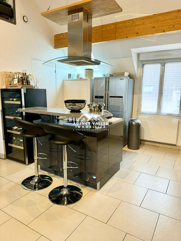 Appartement - 83 m² - 4 pièces