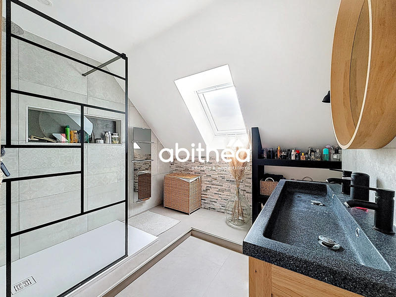 Maison - 165 m² - 7 pièces