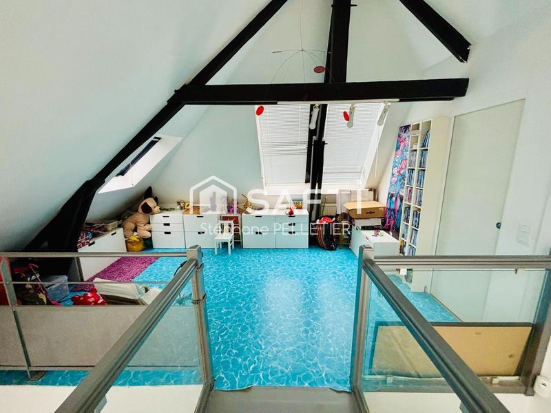 Maison - 201 m² - 6 pièces