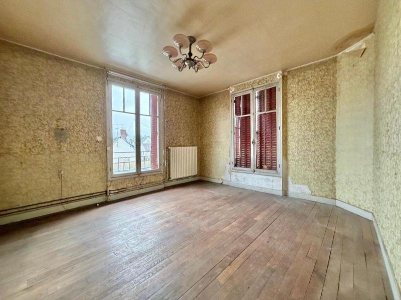 Maison - 110 m² - 5 pièces