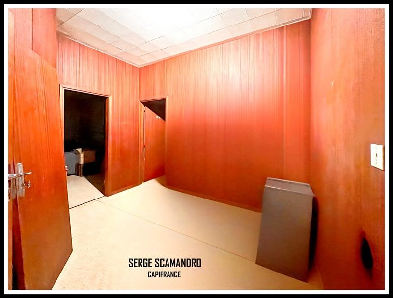 Immeuble - 130 m² - 5 pièces