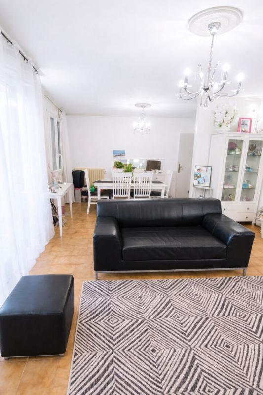 Maison - 93 m² - 5 pièces