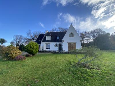 Maison - 146 m² - 8 pièces