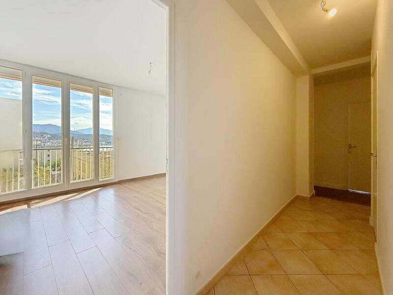 Appartement - 101 m² - 4 pièces