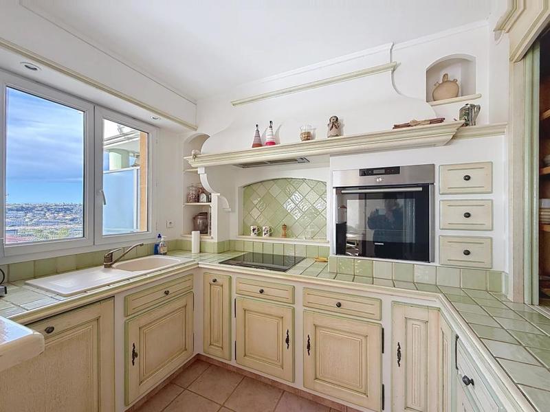 Appartement - 82 m² - 3 pièces