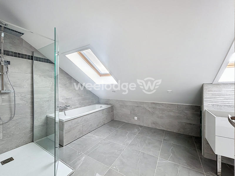 Villa - 310 m² - 7 pièces