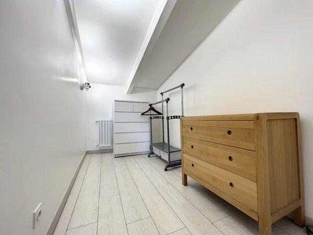 Châlet - 200 m² - 6 pièces