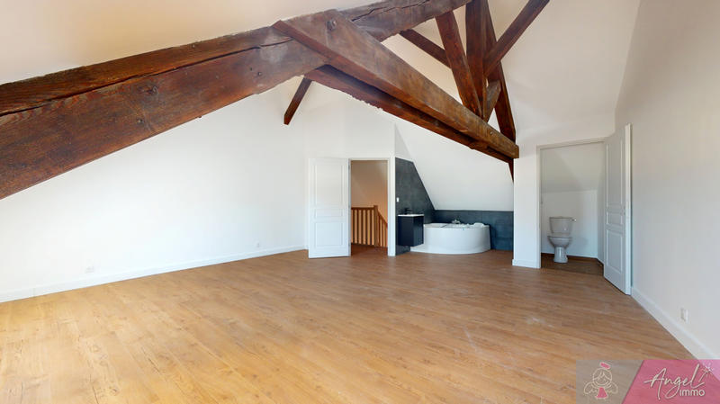 Triplex - 130 m² - 6 pièces