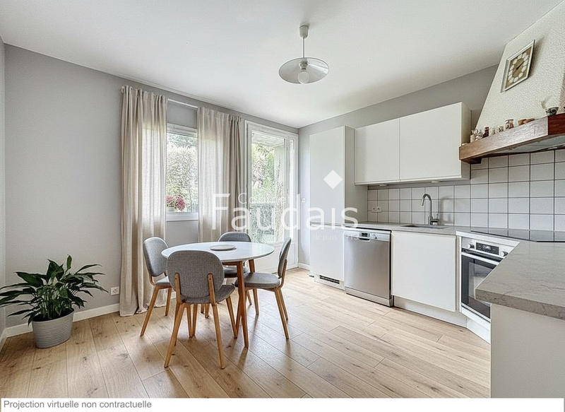 Maison - 101 m² - 6 pièces