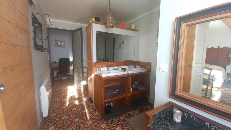 Maison - 209 m² - 8 pièces