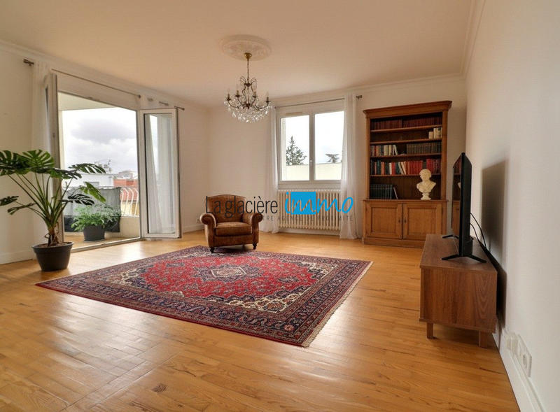 Appartement - 98 m² - 4 pièces