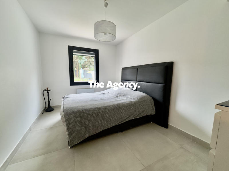 Villa - 203 m² - 9 pièces