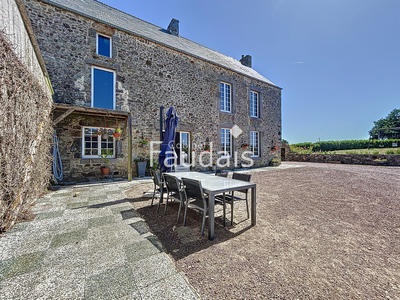 Maison - 167 m² - 7 pièces