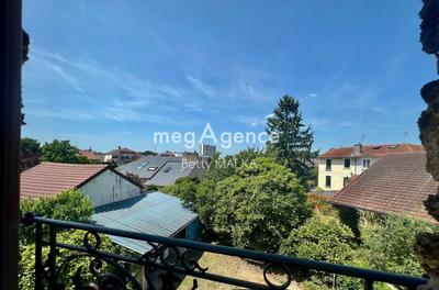 Maison en pierre - 78 m² - 6 pièces