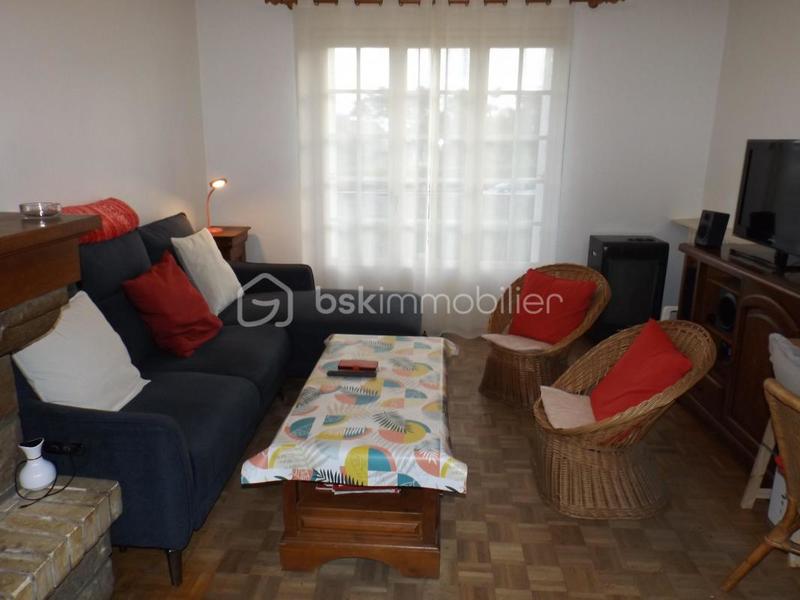 Maison traditionnelle - 91 m² - 7 pièces