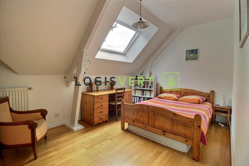 Maison - 175 m² - 8 pièces