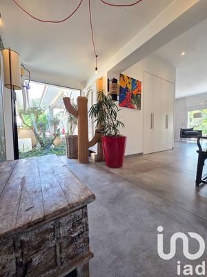 Maison de maîtres - 360 m² - 7 pièces