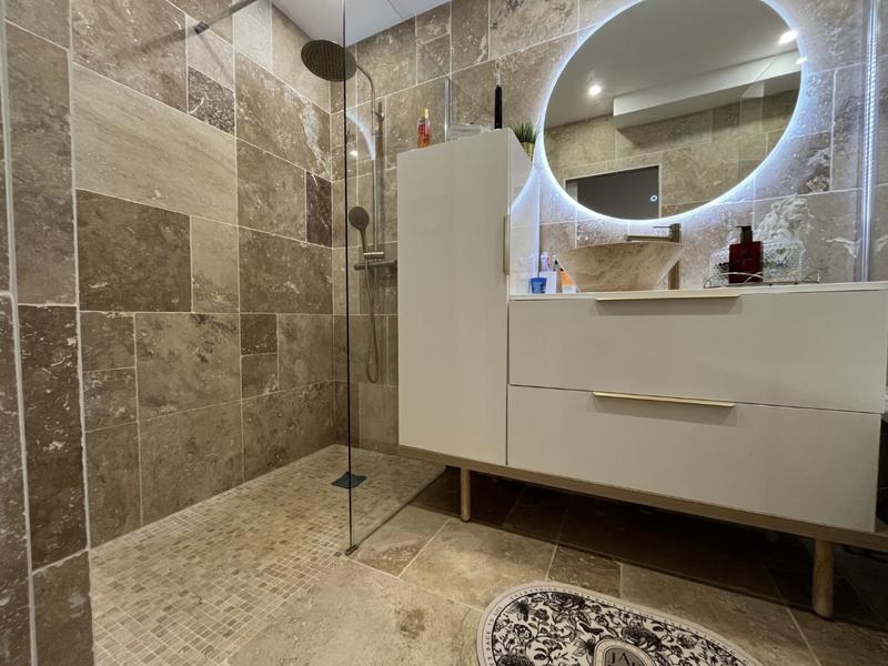 Maison - 170 m² - 5 pièces