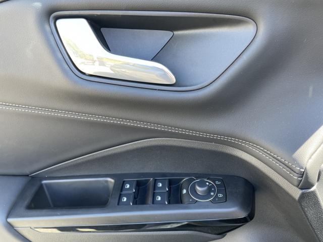 Ford Puma Nouveau 1.0 Ecoboost 125 Ch Mhev s Bvm6 Titanium - 0km Disponible !