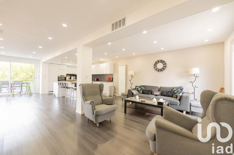 Maison - 140 m² - 6 pièces