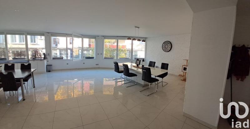 Appartement - 276 m² - 8 pièces