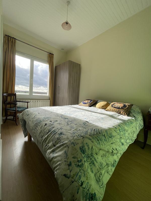 Maison traditionnelle - 146 m² - 4 pièces