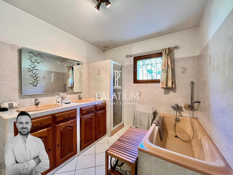 Villa - 150 m² - 5 pièces