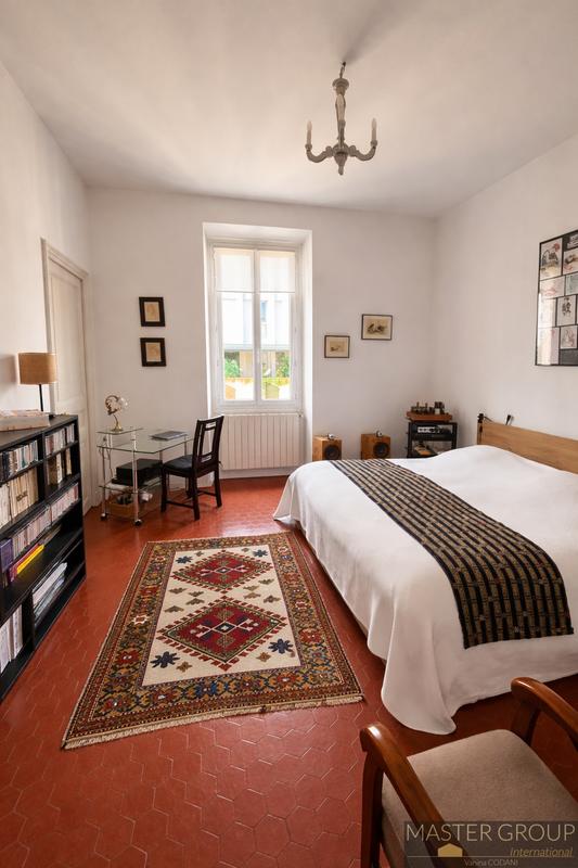 Appartement - 93 m² - 3 pièces