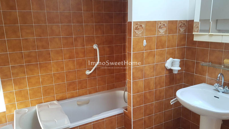 Maison traditionnelle - 129 m² - 4 pièces