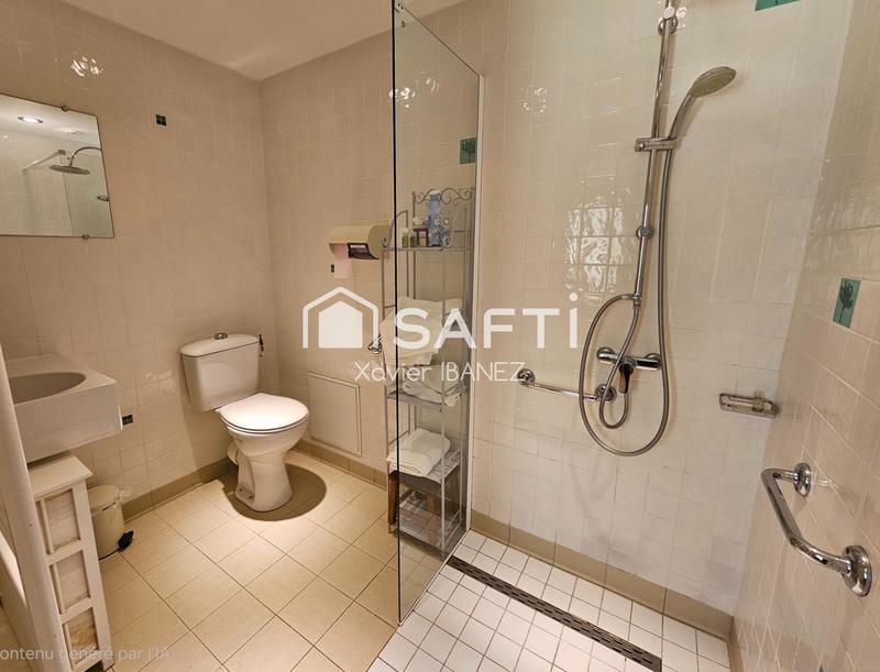 Local commercial - 450 m² - 14 pièces