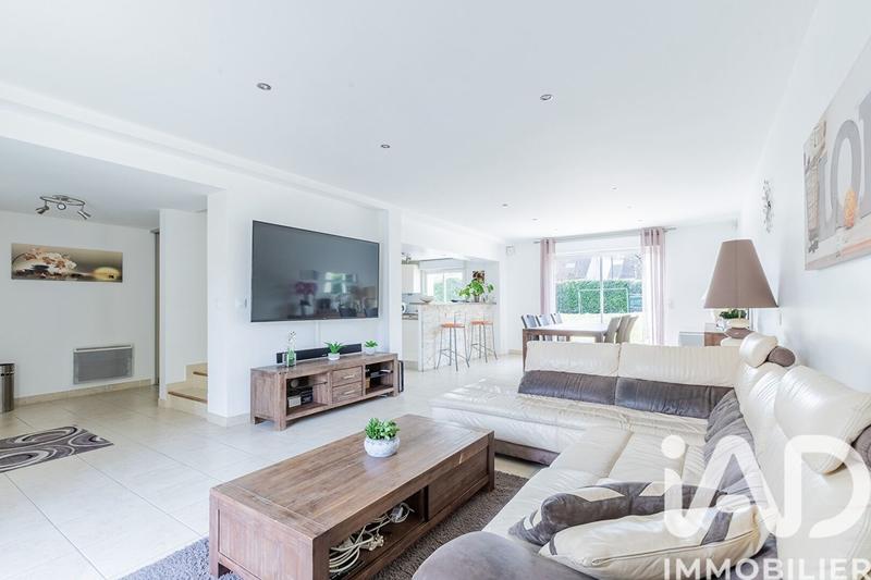 Maison - 199 m² - 7 pièces