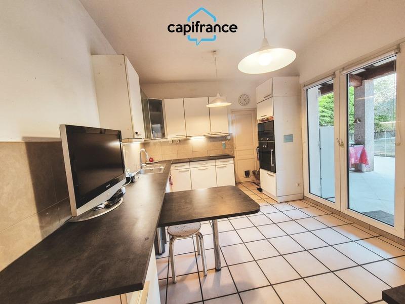 Maison - 174 m² - 6 pièces