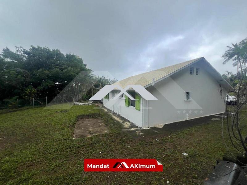 Maison - 90 m² - 6 pièces