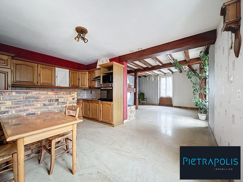 Maison - 200 m² - 8 pièces