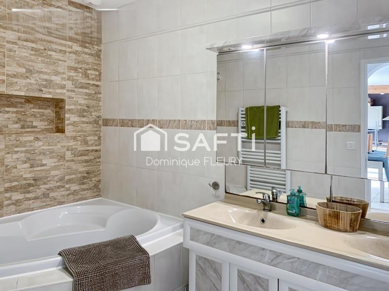 Maison - 138 m² - 6 pièces