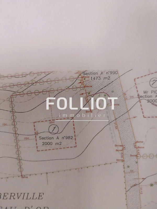 Terrain - 2 000 m²