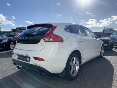 Volvo V40 T2 120 Ch Momentum - Garantie 6 Mois