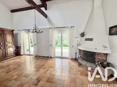 Maison - 183 m² - 7 pièces